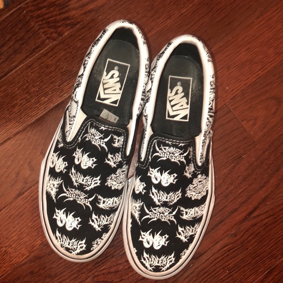 vans forgotten bones slip on